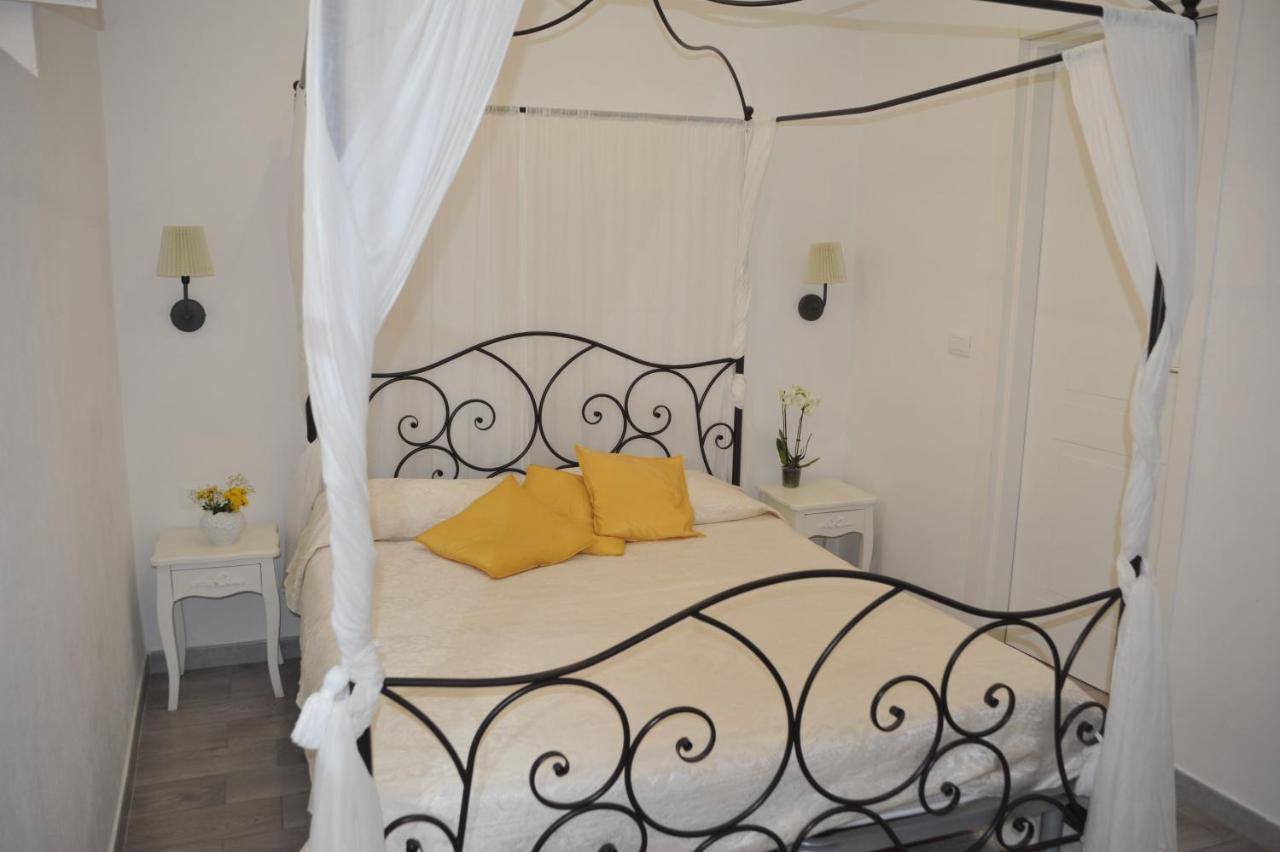 Bed and Breakfast Noto Centro Екстер'єр фото
